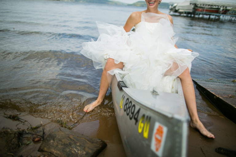 wedding-natural-candid-canoe-outdoors