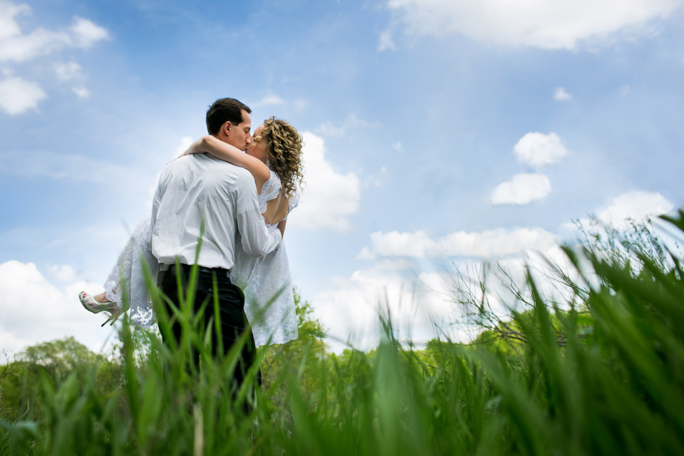 outdoors-wedding-natural-candid-madison-wi-real