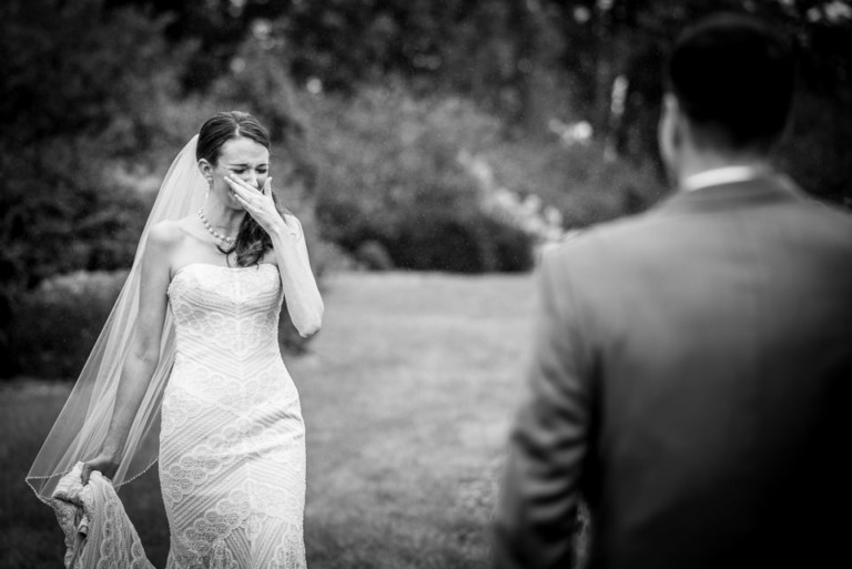 wedding-natural-candid-madison-wi-first-look