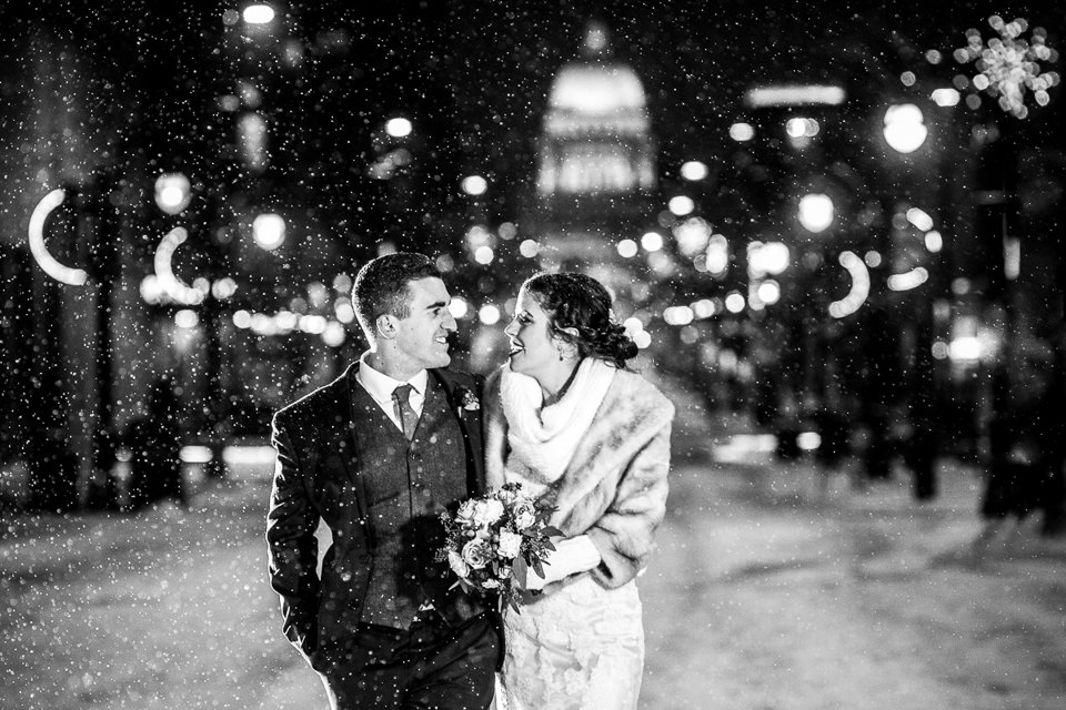 madison-capital-winter-snow-wedding-natural