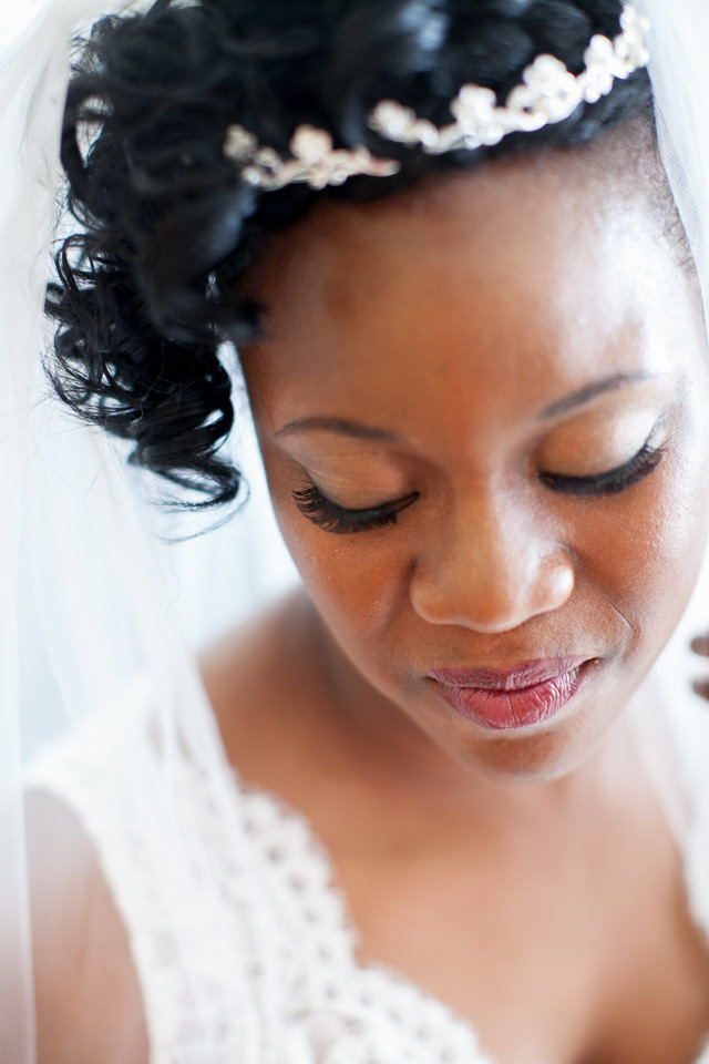 wedding-natural-candid-bride-portrait